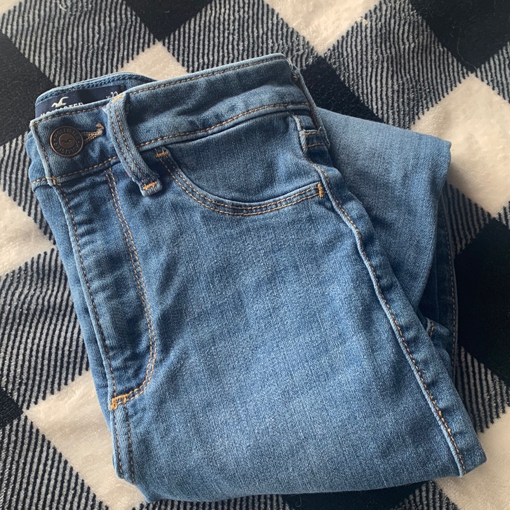 Hollister Curvy High-Rise Jean Legging